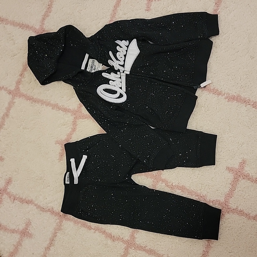 Oshkosh sweatsuit